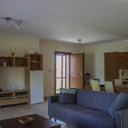 Villa Athina *
